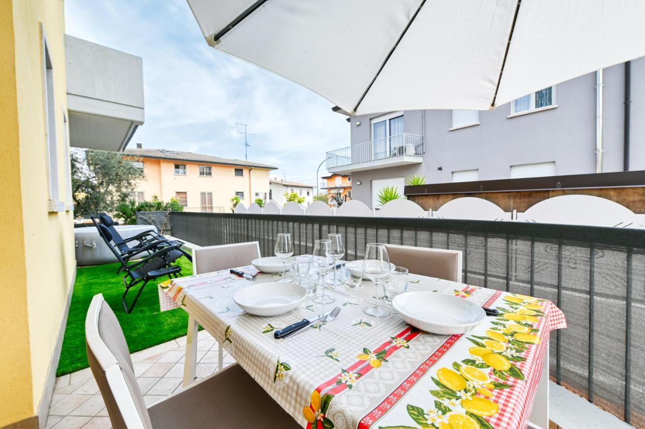 Pearl House - Sirmione Holiday - Jacuzzi Privata Экстерьер фото